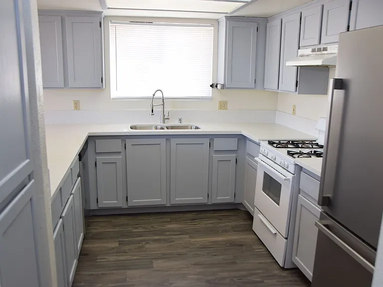 1360 Pacific Terrace Dr — Photo 9