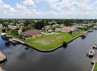1524 SE 11th Pl, Cape Coral, FL 33990