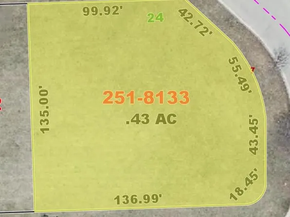 Lake Park Dr #24, Marinette, WI 54143