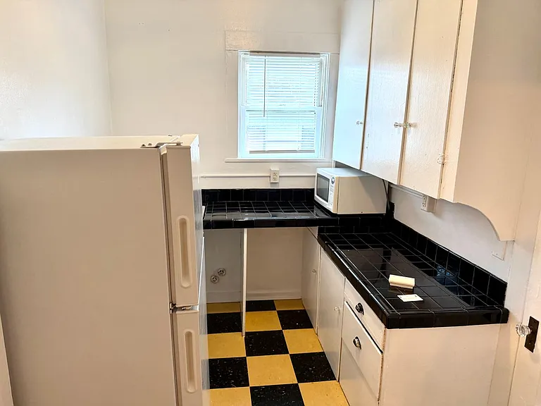 New York Apartments — Photo 20