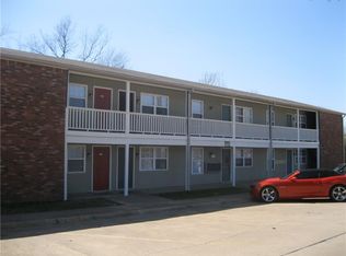 1820 W Twin Springs St APT 14, Siloam Springs, AR 72761