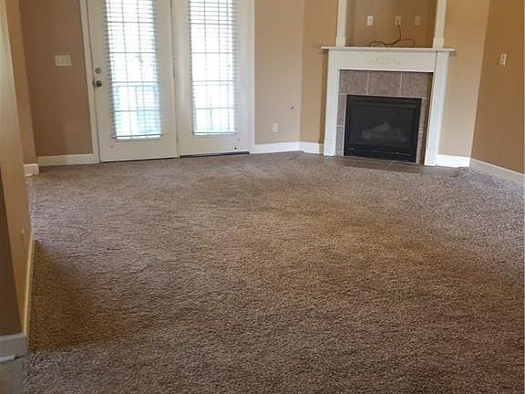 3rd image of 2832 Palmetto St