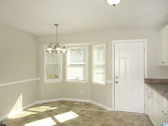 4th image of 1311 Creekwood Ln