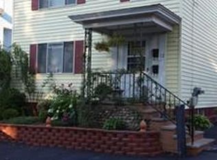 12 Hill St, Taunton, MA 02780
