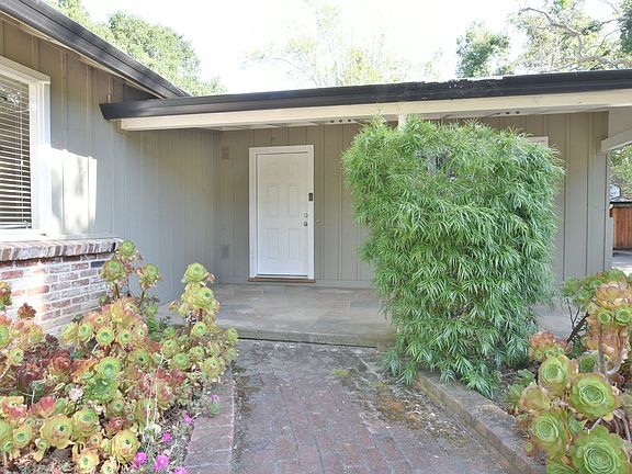 2nd image of 15050 Park Dr