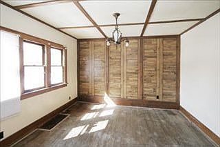 5th image of 208 Meachem Ave