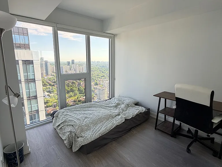 181 Dundas St E #5601 — Photo 9