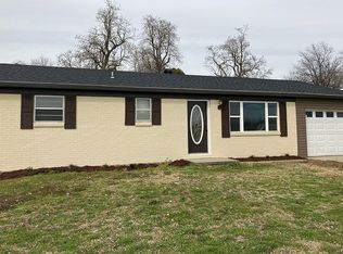 1906 Ables Rd, Sikeston, MO 63801