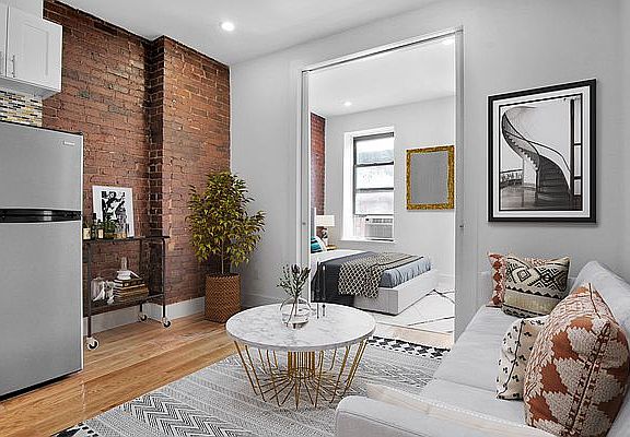 2nd image of 1709 2nd Ave #2E