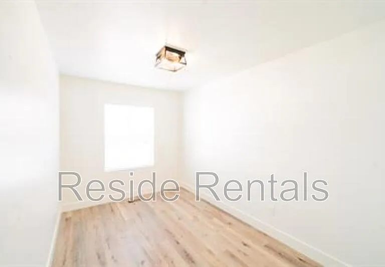 220 N Spring Creek Pkwy #15 — Photo 19