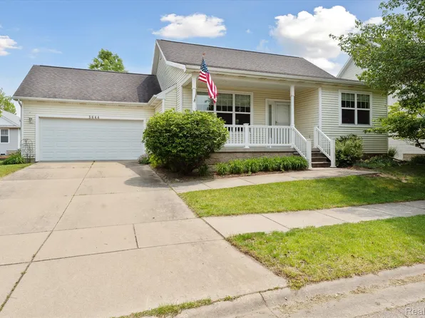 3644 Whimbrel Way, East Lansing, MI 48823