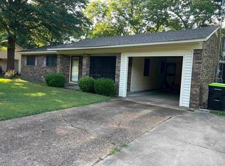 152 E Cloverdale Dr, Brinkley, AR 72021
