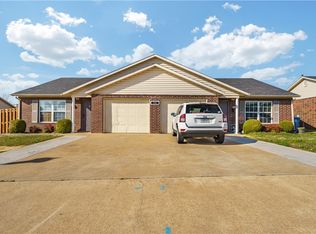 3304 SW Landau Ct, Bentonville, AR 72712