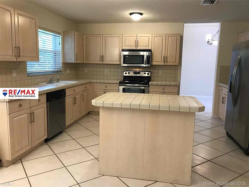 1st image of 17474 SW 31st Ct