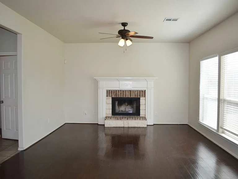 5311 White Rock Dr — Photo 6