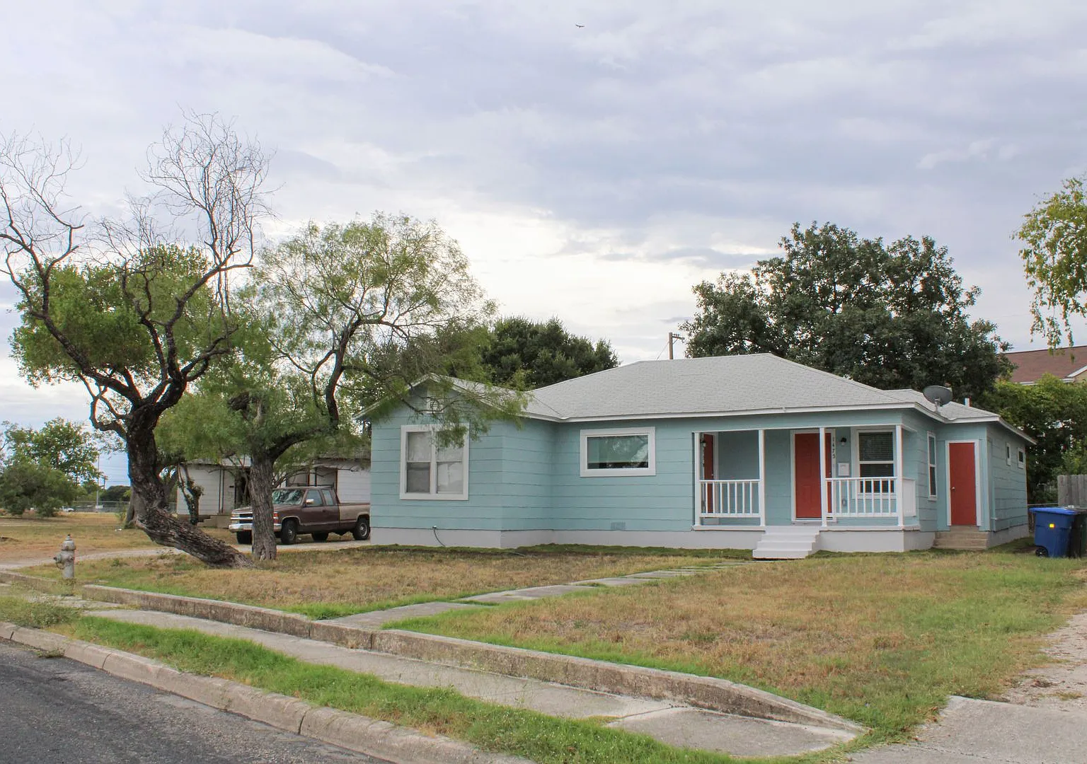 Olmos Park Terrace Duplex — Photo 3