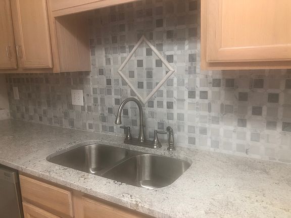 New backsplash and granite