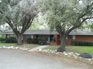 621 Woodland Dr, Harlingen, TX 78550