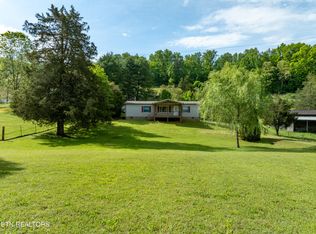 4511 Vinegar Valley Rd, Friendsville, TN 37737