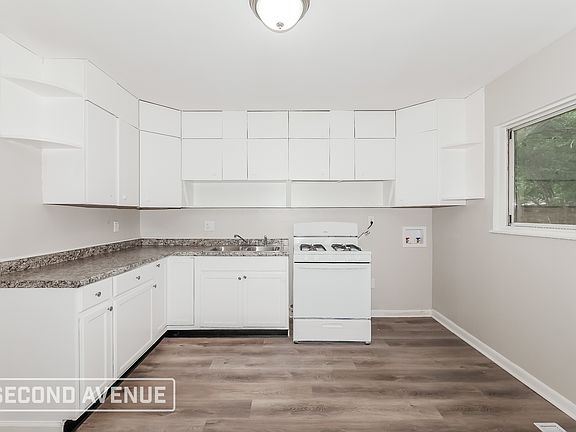 2nd image of 8425 Georgiana Ln