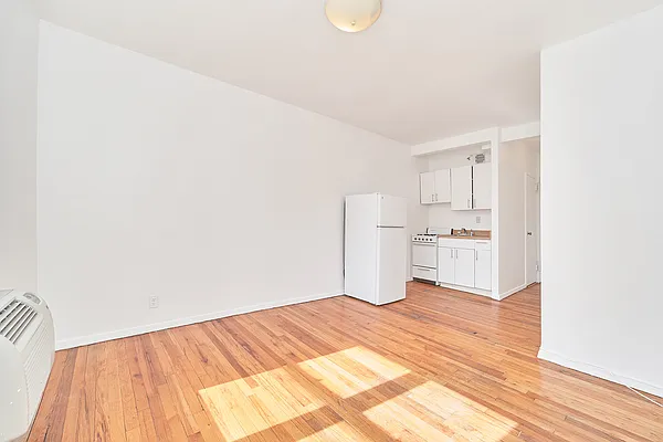 Rented by Living New York | media 7