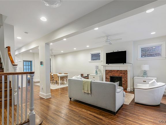5th image of 2318 Rosewood Ave
