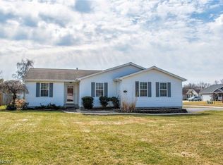 4933 Signature Cir, Youngstown, OH