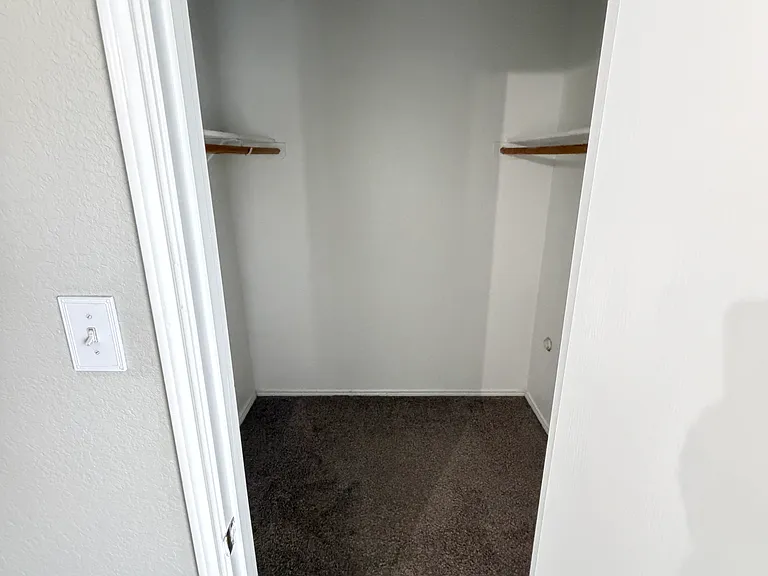 9005 Bellgrove Ct — Photo 28