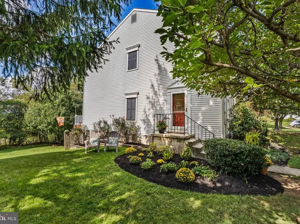 14 Delafield Ct, Baltimore, MD 21234