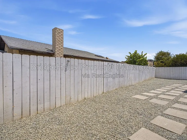 6379 Elsberry St — Photo 33