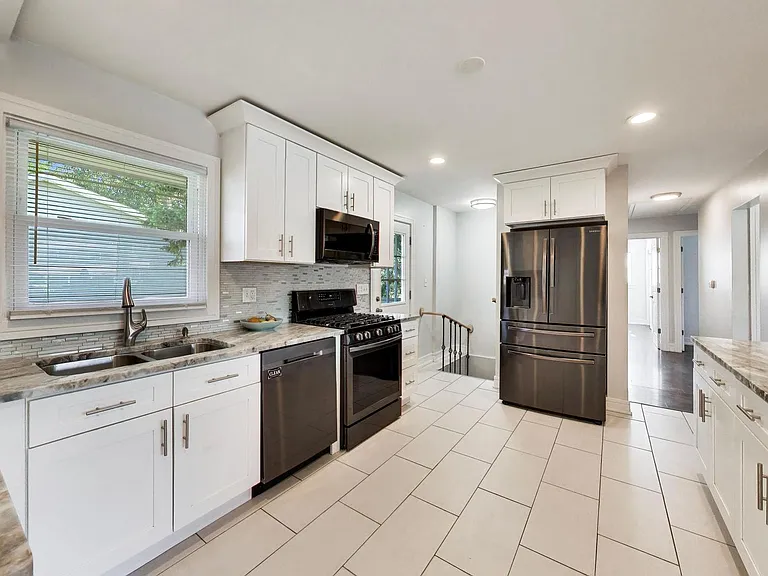 25378 W Park Ct — Photo 9