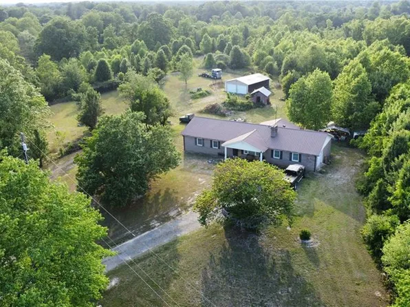 279 Stanley Rd, Mount Airy, NC 27030