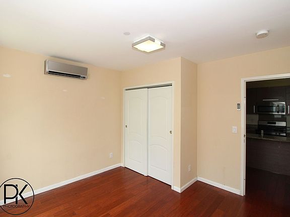 2nd image of 213 Kingsland Ave APT 2F
