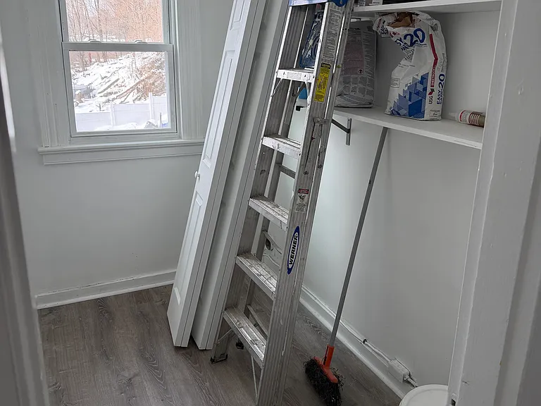 1131 E Main St #2 — Photo 5