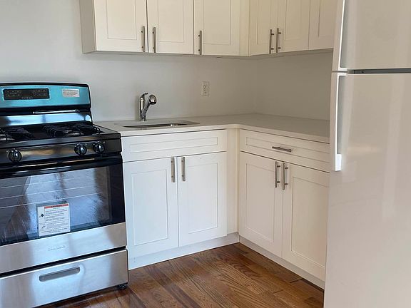 3rd image of 2973 Ocean Pkwy #4A