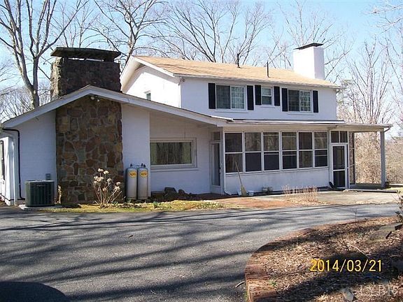 3rd image of 1207 Elsom St
