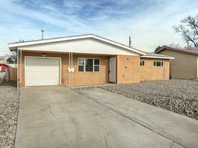 10605 Irene Ave NE, Albuquerque, NM, 87112