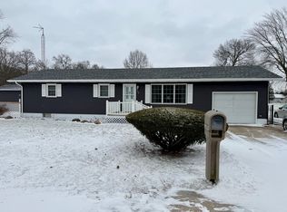 402 E Saint Louis St, Knox, IN 46534