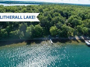 39060 Peninsula Ln, Battle Lake, MN 56515