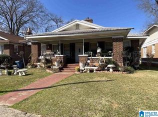 820 Valley Rd, Fairfield, AL 35064