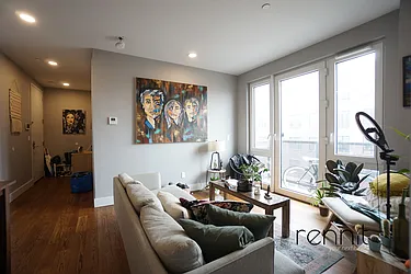 Rented by Rennit Inc.