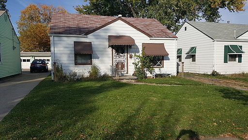 1st image of 4516 W 148th St