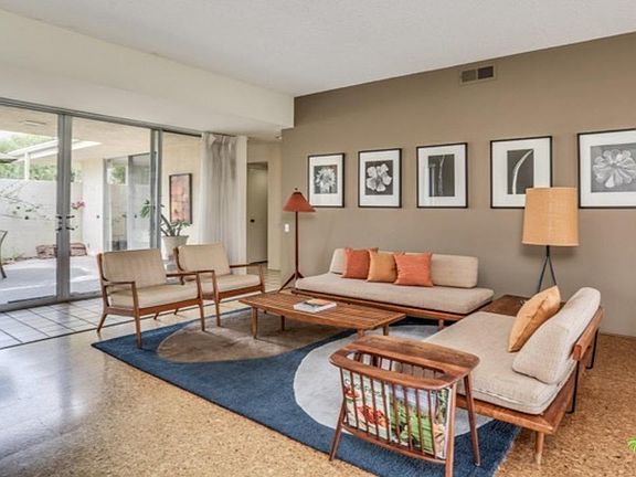3rd image of 108 Desert Lakes Dr
