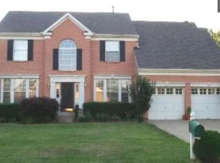 18886 Leaf Covered Ct, Triangle, VA 22172