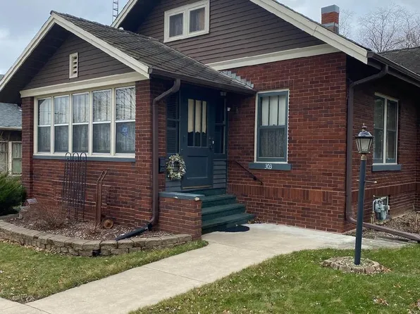 303 1st St SE, Tripoli, IA 50676