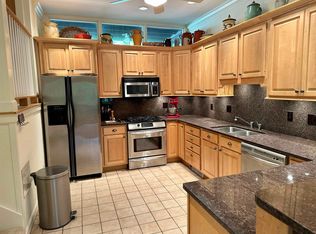 19 Timberline Dr #9, Warren, VT 05674