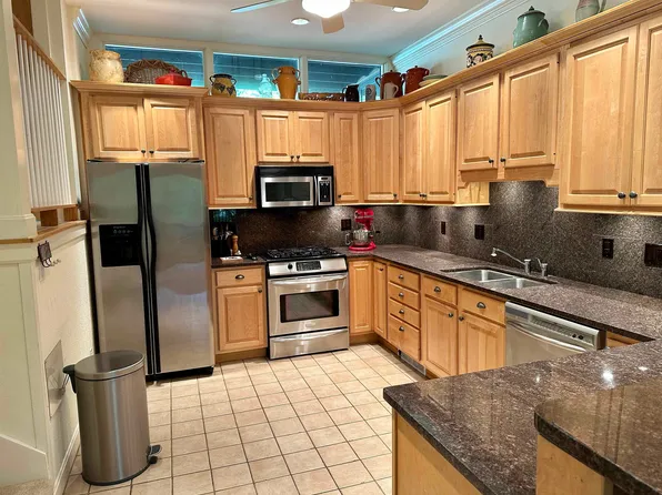 19 Timberline Drive #9, Warren, VT 05674