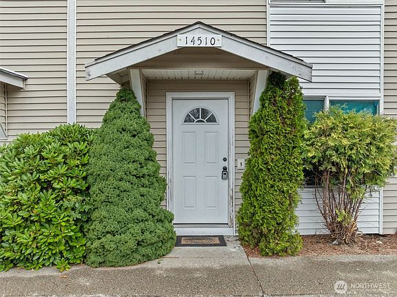 2nd image of 14510 W Thorne Lane SW