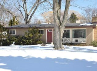 210 S Beaumont Ave, Brookfield, WI 53005