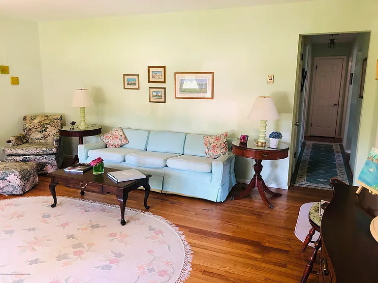 814 Shore Rd — Photo 7